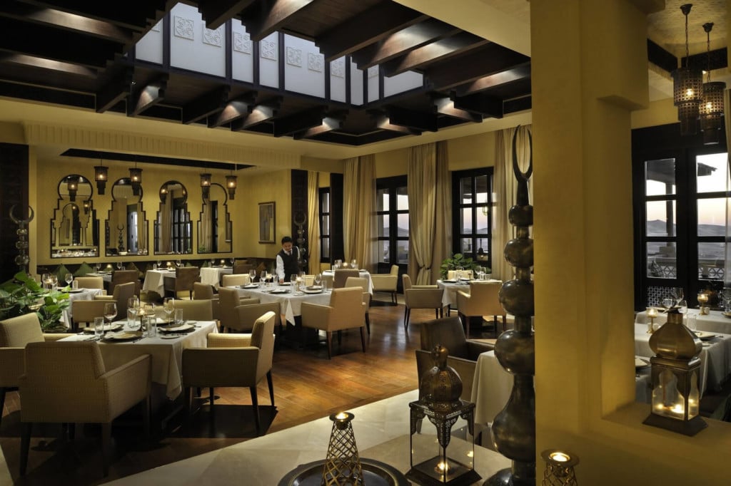 Qasr Al Sarab - restaurant