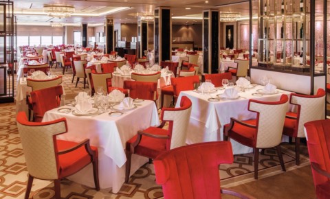 Queen Mary 2 - grill restaurant