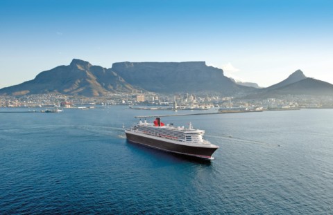 Queen Mary 2 - cape town