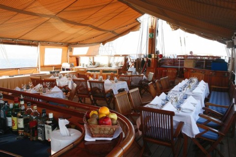 Sea Cloud - restaurant 2