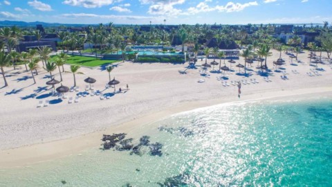 Long Beach - Strand mit Meer