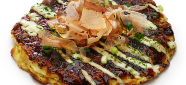 okonomiyaki-japanese-savory-pancake-B9XEUNG
