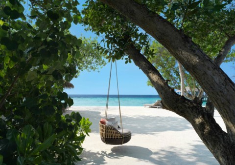 Vakkaru Maldives - Beach Swing