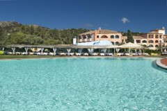 Cala Di Volpe - pool