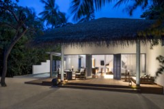 Raffles Maldives Meradhoo - private villa