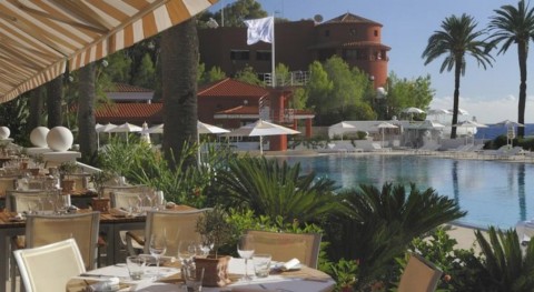 Monte Carlo Beach Hotel - pool 4