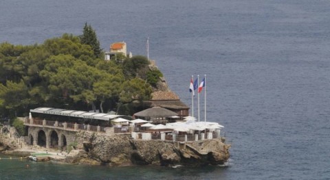 Monte Carlo Beach Hotel - strand 2