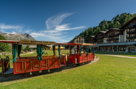 Das Riffelalp Resort - Außen Sommer