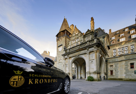 Schlosshotel Kronberg - auto